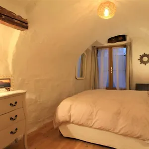 La Maison Laugier Charme, Confort, Authenticité Saint-Étienne-de-Tinée